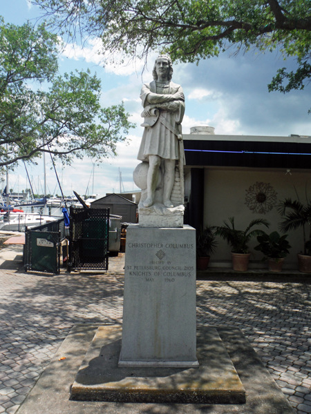 Christopher Columbius statue